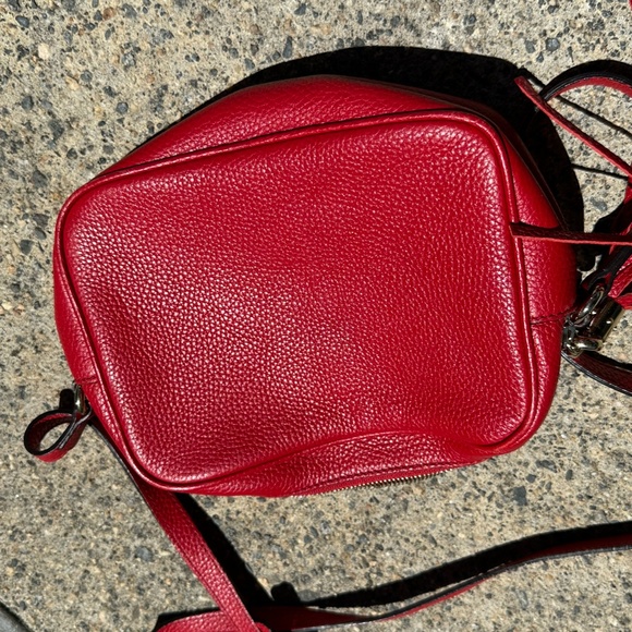 Gucci red purse like NEW - Soho Disco Crossbody Bag Leather Small - Picture 3 of 8